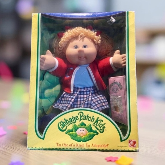 Cabbage Patch Doll Vintage 2004 NIB Beautiful blond hair and freckles NWT - Picture 12 of 16